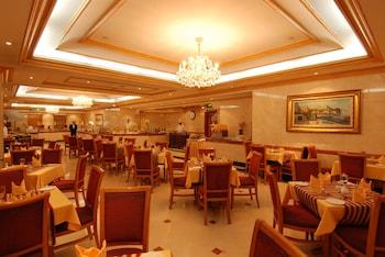 Al Haram Hotel- By Al Rawda Medina Exteriör bild